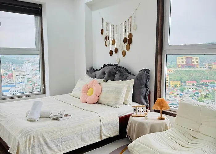 Kay 2201 New Life Tow Apartment